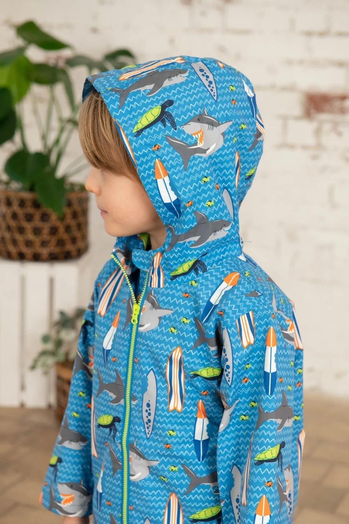 Ethan Jacket - Shark Surf Print