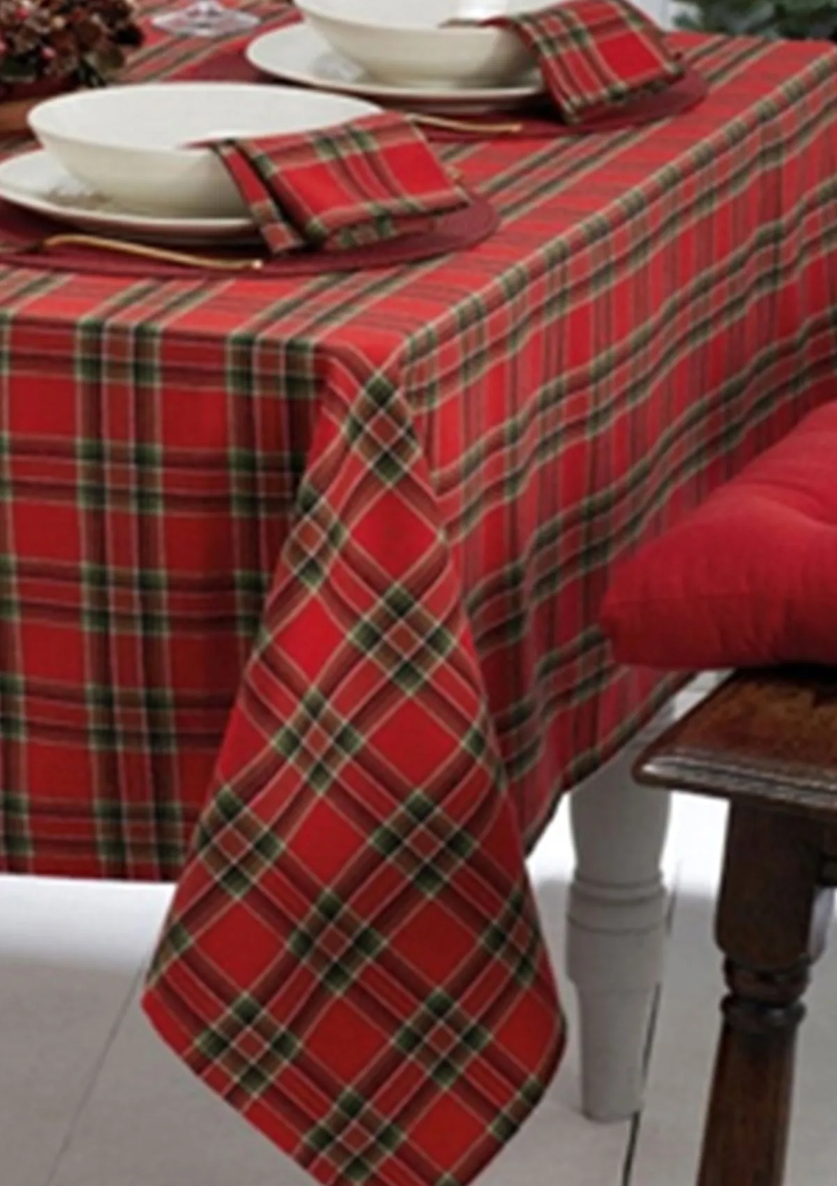 Fashion Cerise Tartan Fashion Fabric 58" (145 cms) Wide Scottish Plaid/Check Polyviscose Woven Fabric ideal for Fashiona and Upholstery