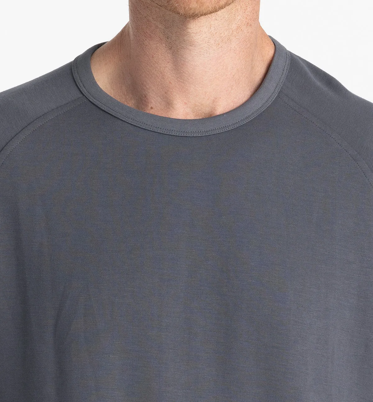 Free Fly Men's Bamboo Lightweight Fleece Crew in Storm Cloud