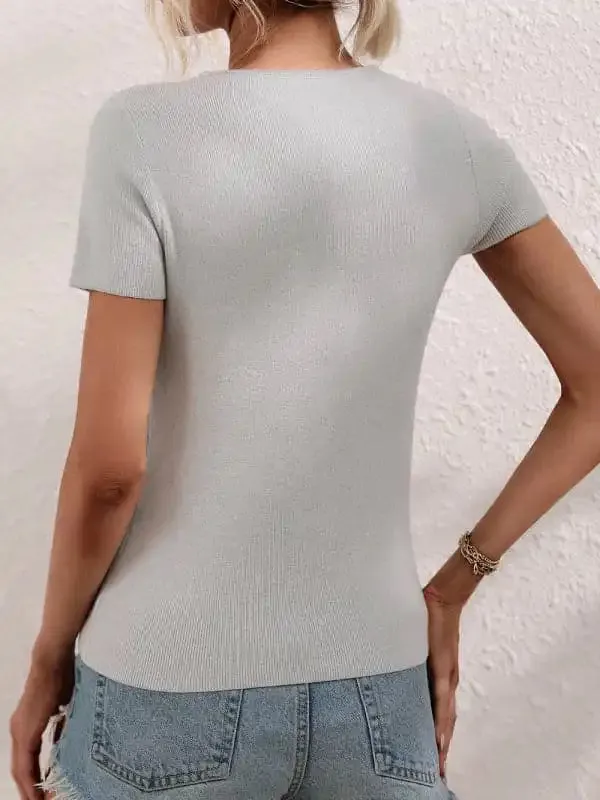 Women’s Solid Color Shoulder Cutout Rib Sweater